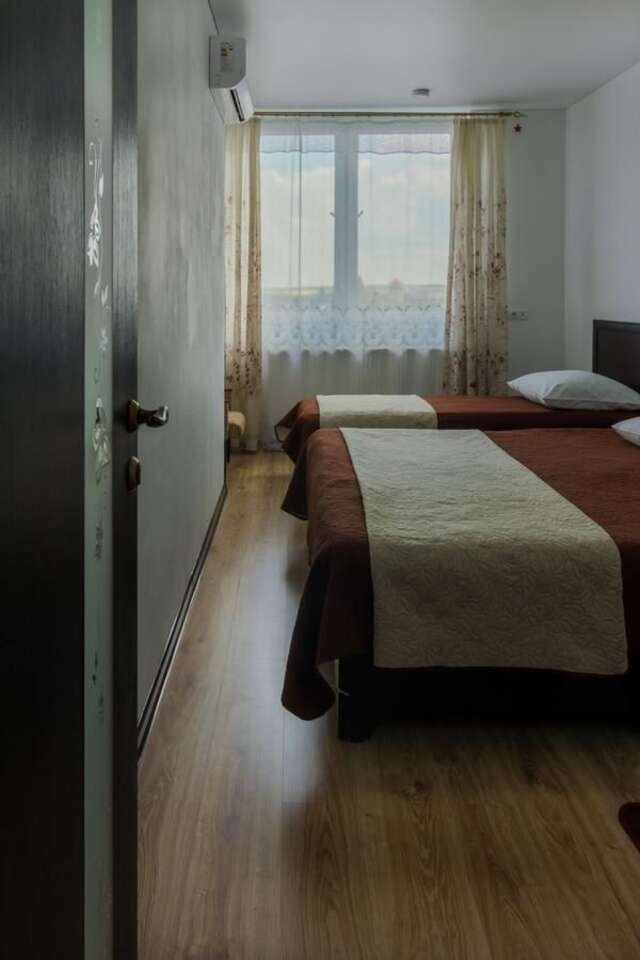 Апартаменты Rooms with Fortetsya View 2 Каменец-Подольский-10